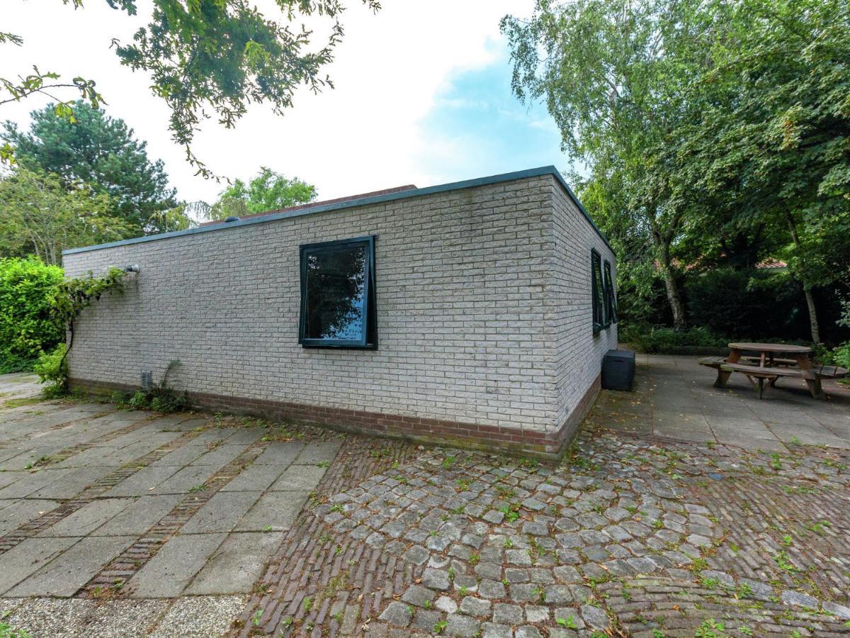 Comfortable Detached Bungalow 65 M2 Kamperland Exterior photo